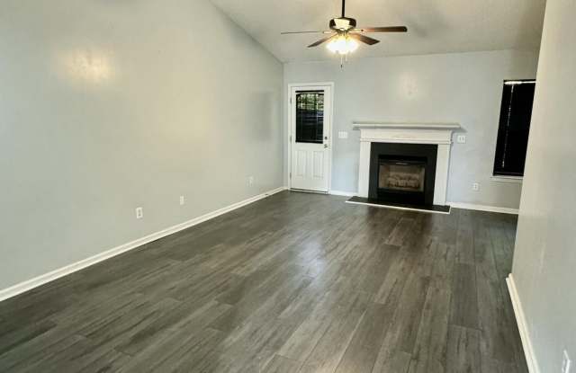 2702 Bluff View Drive Gallery 2