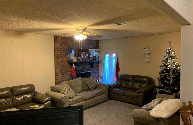 202 Gardenia Circle Gallery 4