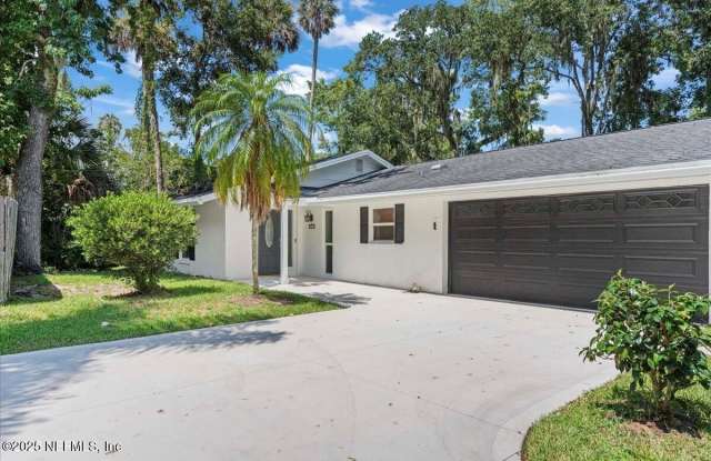 593 PALMERA Drive E photos photos