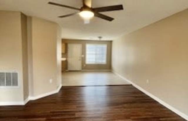1718 Murray Creek Drive Gallery 4