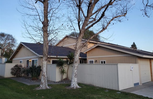 159 Village Green Rd - 159 Village Green Road, Encinitas, CA 92024