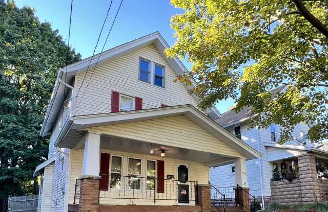 1116 Murray Ave - 1116 Murray Avenue, Akron, OH 44310
