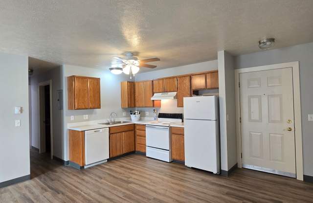 Centennial Trail Apartments photos photos