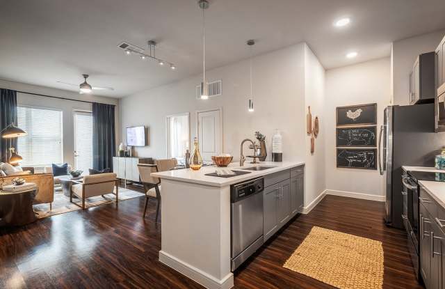 Reserve at Spring Creek Apartments Gallery 4
