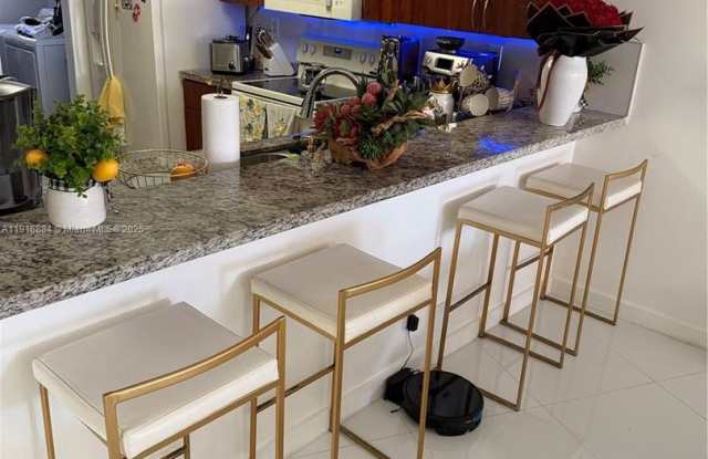 13198 SW 10th Terrace, Miami, FL 33184 photos photos