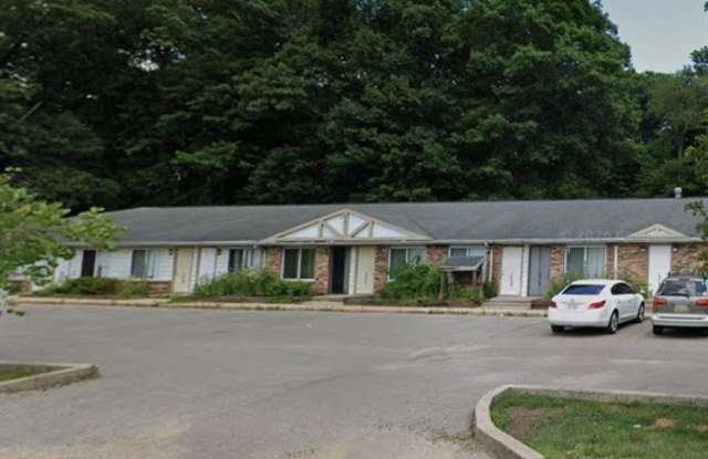 1218 Bixby Rd Gallery 1