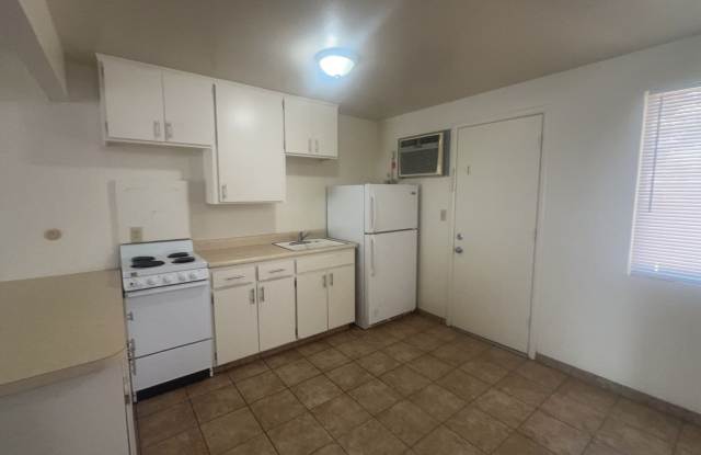 6910 N Santa Fe #10 Winton, CA Gallery 1
