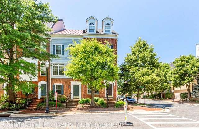 153 Somervelle - 153 Somervelle St, Alexandria, VA 22304