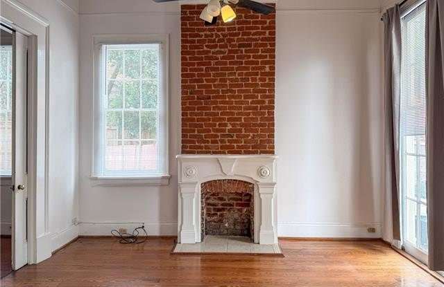 1619 FIRST Street Gallery 4