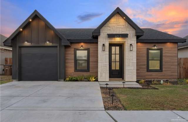 6013 N Gira Del Sol Street photos photos