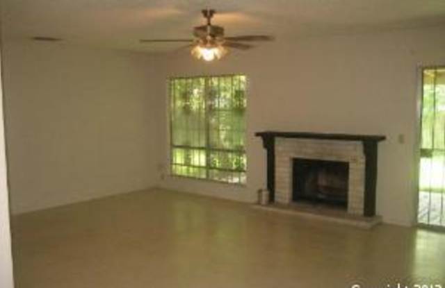 SPACIOUS HOME W/ CONVERTED GARAGE ADDS EXTRA LIVING *FIREPLACE*STOVE/RANGE AND DISHWASHER*CENTRAL HVAC Gallery 3
