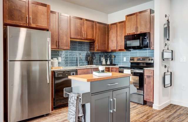 200 Bass Pro Dr photos photos