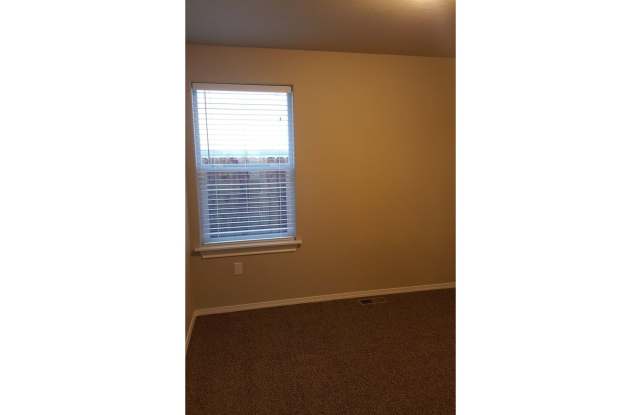 River View Gallery 4
