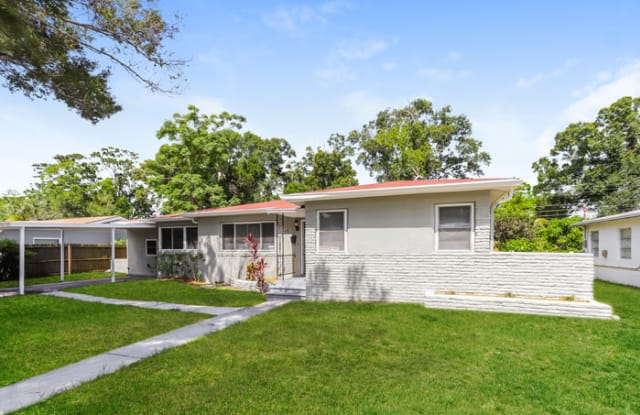 335 Madison Street South - 335 Madison Street South, St. Petersburg, FL 33711