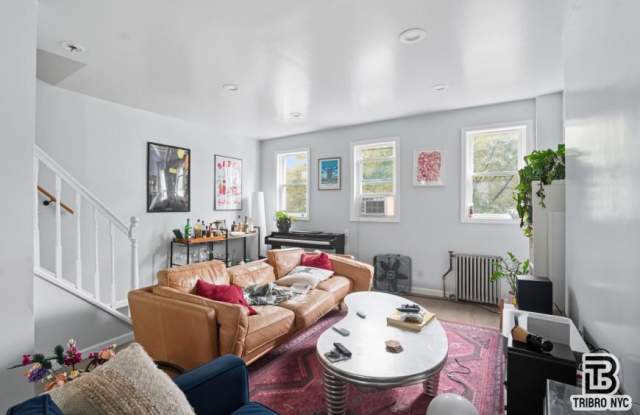 126 Hall Street photos photos