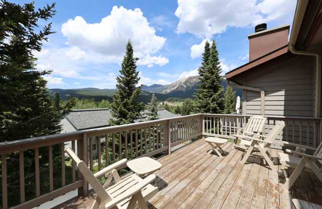 Large Condo with Garage photos photos