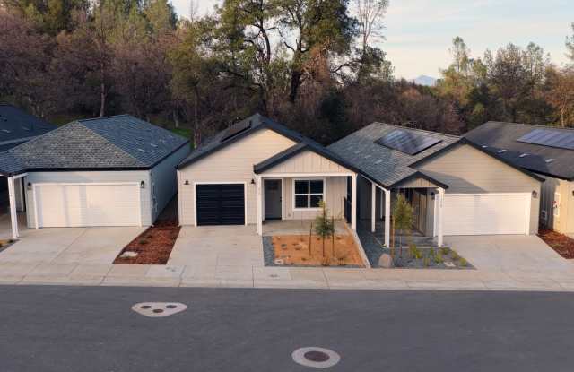 Alturas Oak Villas Gallery 3