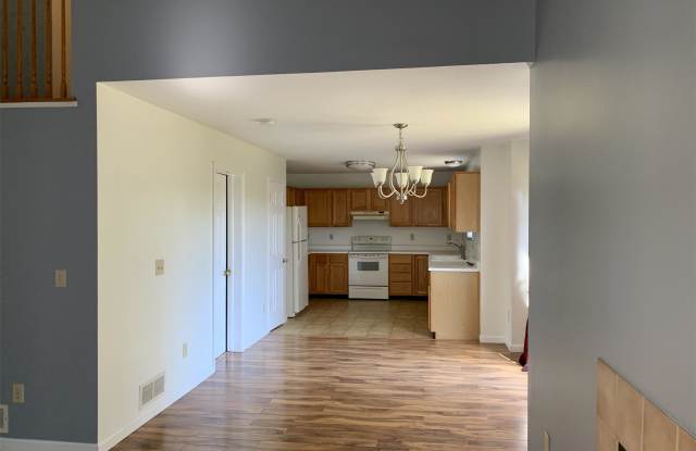988 Portlock Dr. Gallery 4