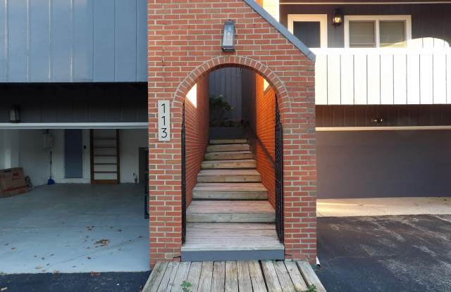 113 Locust Hill Drive Gallery 3