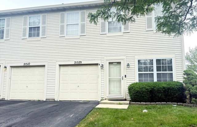 21529 Franklin Circle Gallery 1