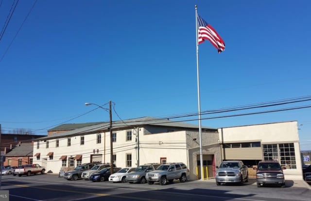 115 W MAIN Street - 115 West Main Street, Salunga, PA 17538
