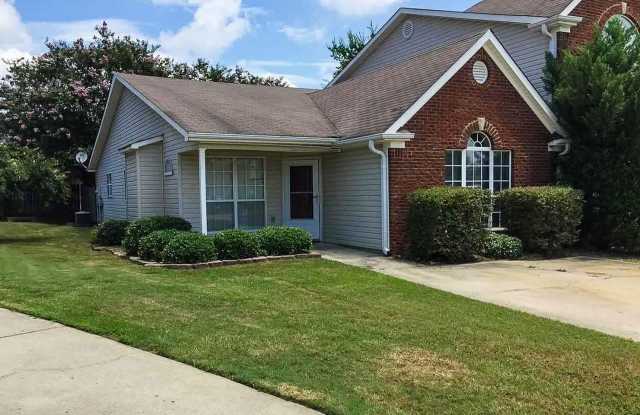 Newly Renovated 2 Bedroom, 2 Bathroom Home photos photos