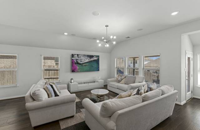 220 Algaroba Loop Gallery 3