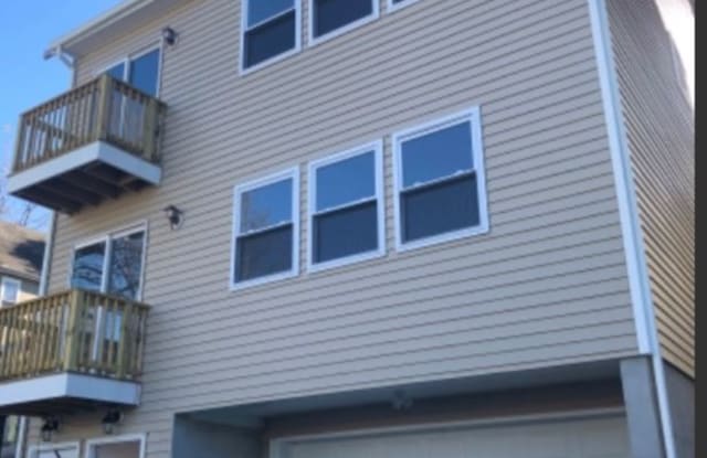 307 Carlisle Ave 1st floor - 307 Carlisle Avenue, Paterson, NJ 07501