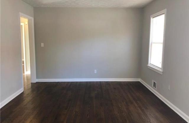 1307 Lorenzo Drive SW Gallery 3