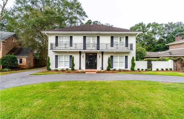 Lovely Estate Home in Ridgefield Subdivision photos photos