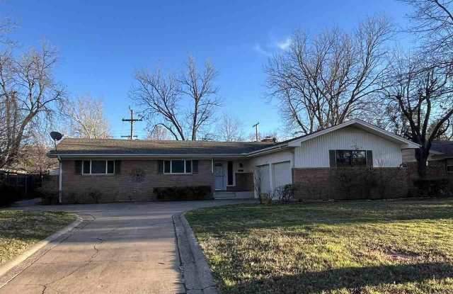 2711 CHASE DRIVE photos photos