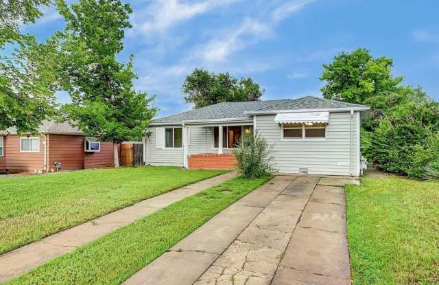 Charming 3 Bedroom Home – Pets Welcome! Gallery 1