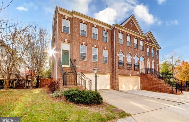 2346 STONE FENCE LANE - 2346 Stone Fence Lane, McNair, VA 20171