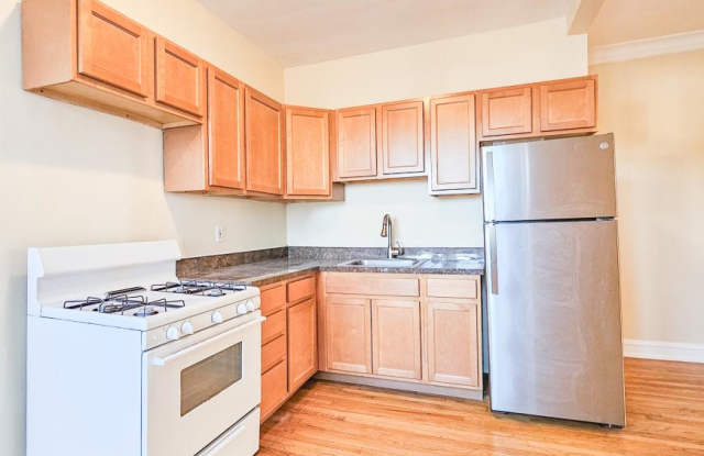 4711 West Belmont Ave. photos photos