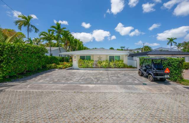 1635 NE 5th Court photos photos