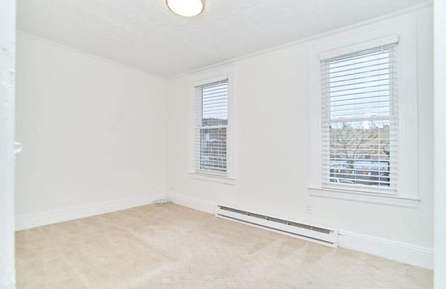 379 Webster Avenue - 379 Webster Avenue, Brooklyn, NY 11218