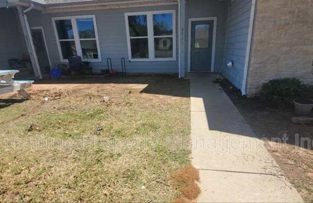 3711 - 3711 Granbury Road, Fort Worth, TX 76109