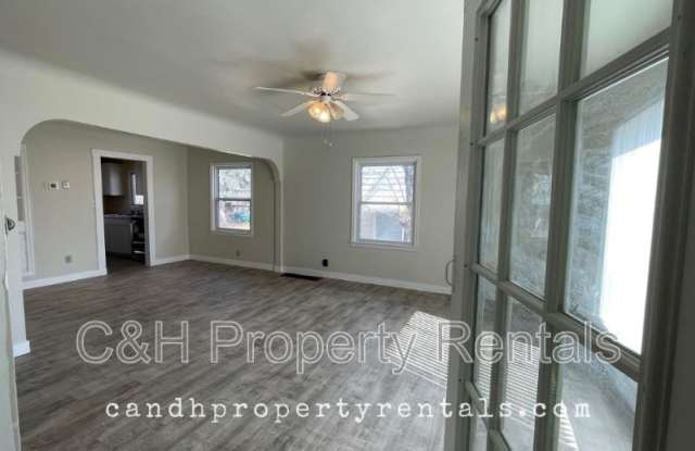 611 Grand Avenue photos photos
