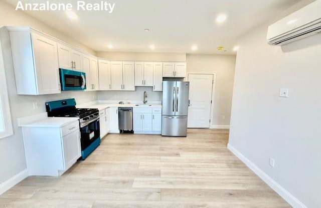 220 Winthrop Gallery 3
