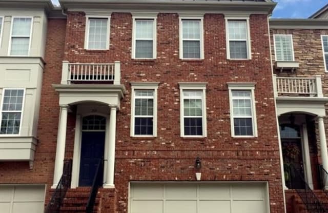 2203 Cumberland Parkway # 203 - 2203 Cumberland Pkwy SE, Vinings, GA 30339