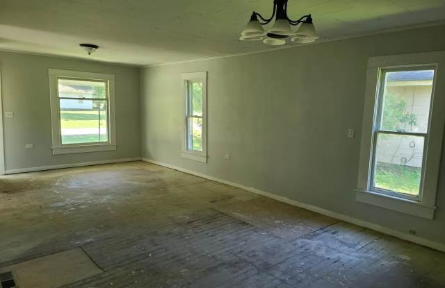 Updated Home Coming Soon – 417 W Oak, Columbus KS photos photos