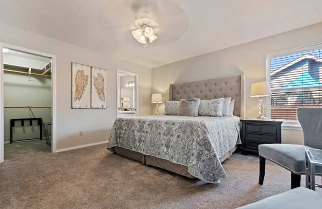 Available 11/2026-3bd, 2b Home near Greenbelt in Garden City Gallery 3