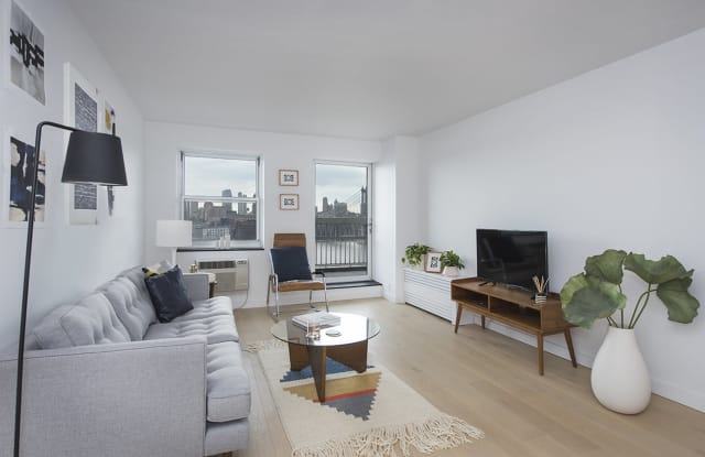 275 South St - 275 South Street, New York City, NY 10002