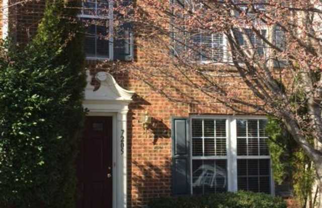 7205 TRAPHILL WAY Gallery 2