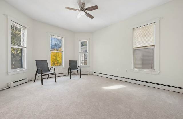120 Pleasant Gallery 3
