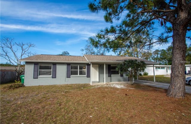 228 E WILBUR AVENUE - 228 E Wilbur Ave, Lake Mary, FL 32746