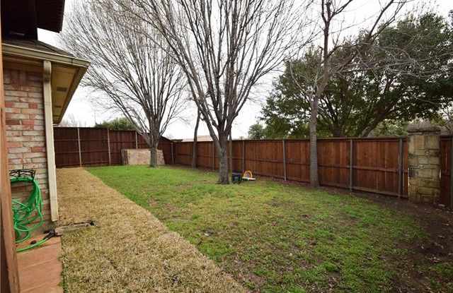 236 Fox Wood Drive Gallery 3