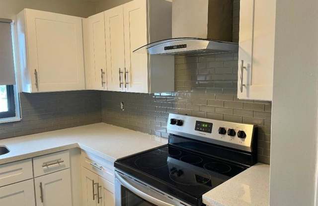 821 North Victoria Park Road photos photos