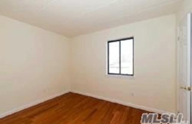122-15 25th Road Gallery 3