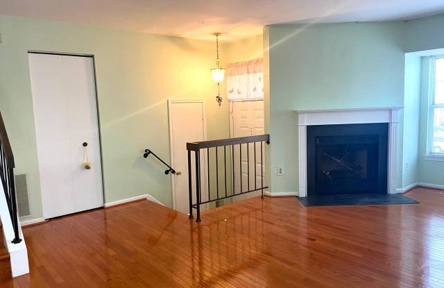 3326 BUCKEYE LANE Gallery 3